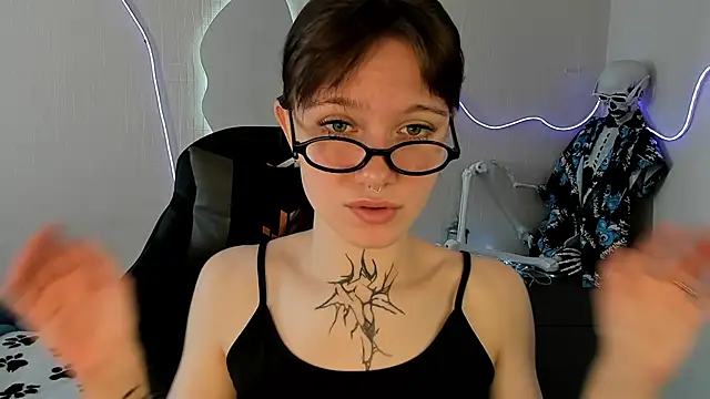 Elastikisss online show from 04/02/26, 06:42