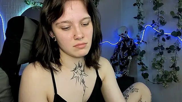 Elastikisss online show from 04/11/26, 08:23