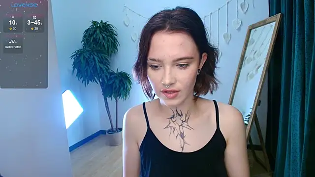 Elastikisss online show from 10/23/25, 02:21