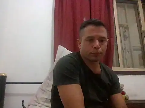 Snapshot of PablitaGatita@xh chatting on 10/11/25, 05:52 PablitaGatitaxh online show from 10/11/25, 05:52