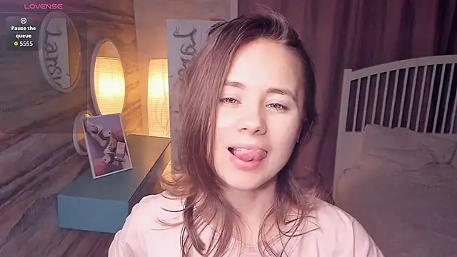 Crysta1Eva  online show from 11/20/25, 08:04