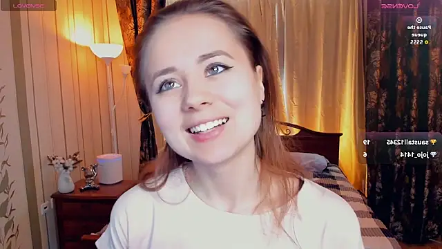 Snapshot of Crysta1Eva_ chatting on 10/03/25, 07:43 Crysta1Eva online show from 10/03/25, 07:43