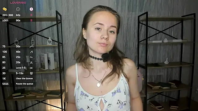 Snapshot of Crysta1Eva_ chatting on 06/17/26, 07:13 Crysta1Eva online show from 06/17/26, 07:13