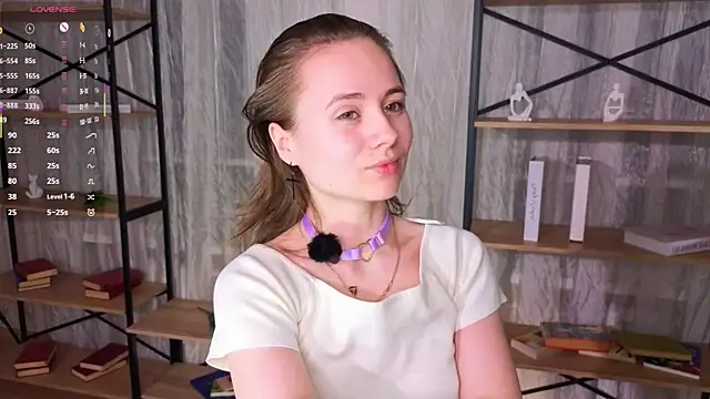 Snapshot of Crysta1Eva_ chatting on 04/14/26, 08:58 Crysta1Eva online show from 04/14/26, 08:58