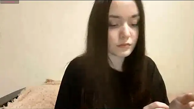 Snapshot of VividSienna chatting on 10/15/25, 12:35 VividSienna online show from 10/15/25, 12:35