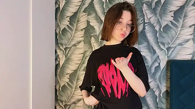 Veyaspace online show from 12/17/25, 11:26