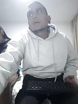 Carlandelli1 online show from 12/03/25, 03:07