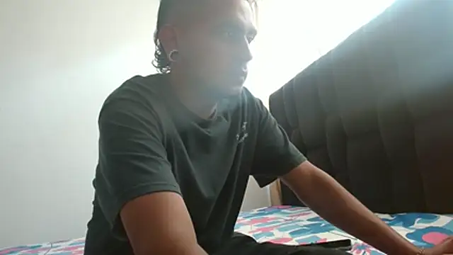 Carlandelli1 online show from 10/25/25, 02:39