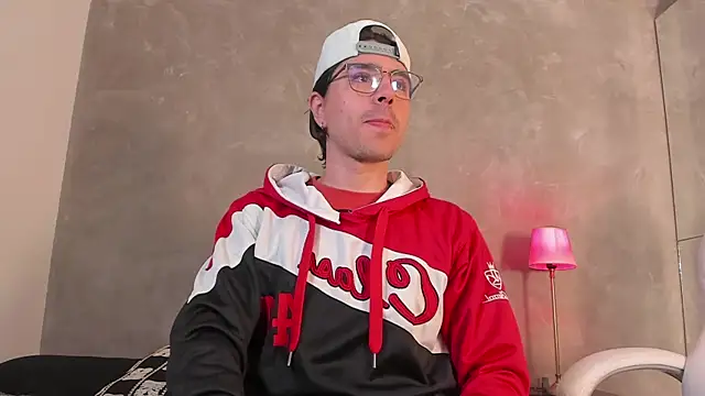 dylan cross  online show from 12/01/25, 11:33