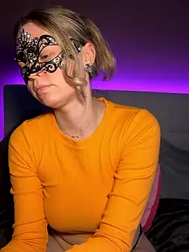 Cherrycolada online show from 01/14/26, 01:04