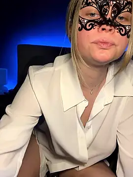 Cherrycolada online show from 01/09/26, 10:17