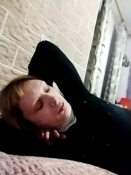 Ponka2011 online show from 11/28/25, 06:35