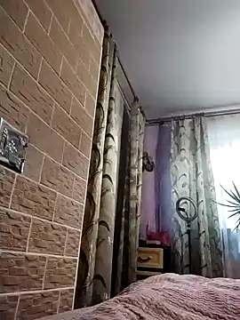 Ponka2011 online show from 10/12/25, 05:09