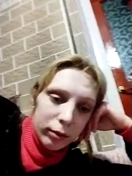 Ponka2011 online show from 12/22/25, 06:13