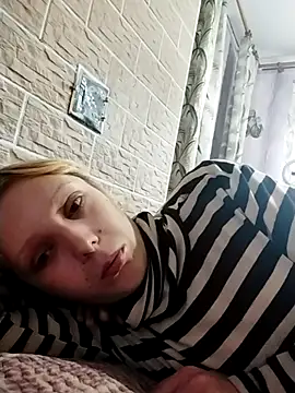 Ponka2011 online show from 10/13/25, 05:31