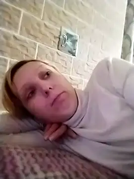 Ponka2011 online show from 10/06/25, 05:41