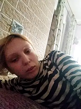 Ponka2011 online show from 10/30/25, 06:12