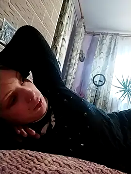 Ponka2011 online show from 10/21/25, 05:18