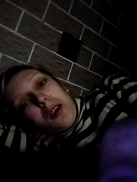 Ponka2011 online show from 11/09/25, 01:20