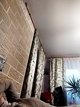 Ponka2011 online show from 12/14/25, 06:19