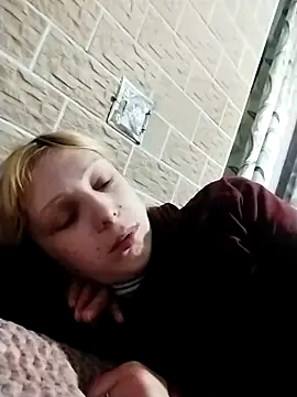 Ponka2011 online show from 10/24/25, 05:06