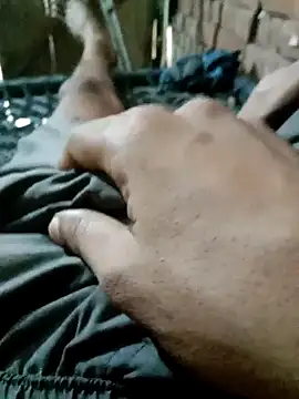 Snapshot of alone_boy802 chatting on 10/02/25, 06:28 alone boy802 online show from 10/02/25, 06:28