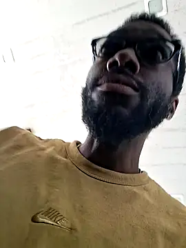 214KingLonggg online show from 03/26/26, 03:32