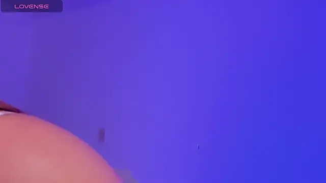 nicol gw7 online show from 04/17/26, 02:25