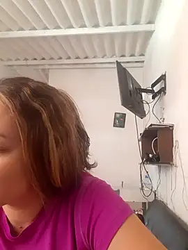 Snapshot of lindsay-rosee chatting on 04/14/26, 06:24 lindsay-rosee online show from 04/14/26, 06:24