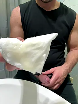 giovan2020 online show from 12/13/25, 11:11