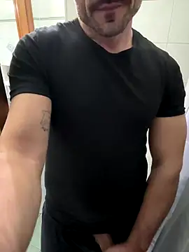 giovan2020 online show from 11/26/25, 10:43