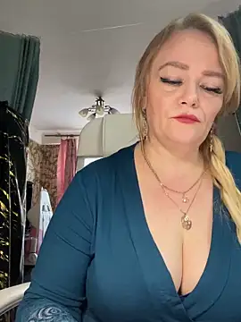 Sweet-blonde online show from 04/16/26, 11:22