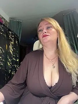 Sweet-blonde online show from 03/12/26, 06:12