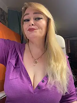 Sweet-blonde online show from 11/03/25, 03:15