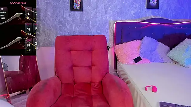 Lauren smiles online show from 03/16/26, 09:17