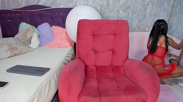 Lauren smiles online show from 03/20/26, 07:59