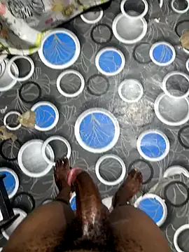 BlackCurvyDickk online show from 10/31/25, 12:29