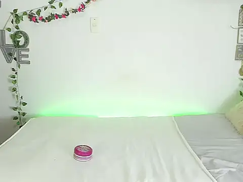 michell anyeli online show from 11/13/25, 11:19