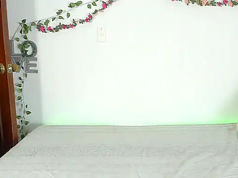 michell anyeli online show from 10/30/25, 10:39