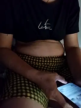 Snapshot of Penny-y chatting on 11/15/25, 10:47 Penny-y online show from 11/15/25, 10:47