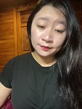 violet-00 online show from 03/18/26, 01:53