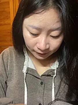 violet-00 online show from 03/11/26, 01:43