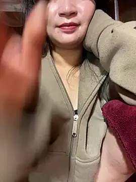 violet-00 online show from 01/17/26, 02:04