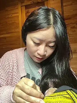 violet-00 online show from 11/25/25, 01:50