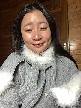 violet-00 online show from 11/26/25, 01:44