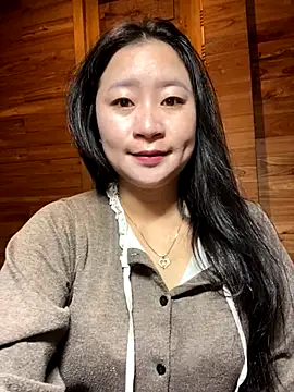 violet-00 online show from 12/18/25, 01:11