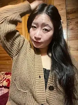 violet-00 online show from 02/19/26, 01:46