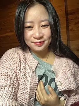 violet-00 online show from 11/28/25, 10:21