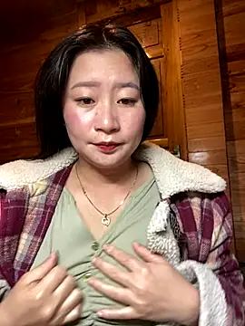 violet-00 online show from 12/14/25, 09:04