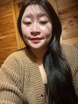 violet-00 online show from 02/18/26, 01:36